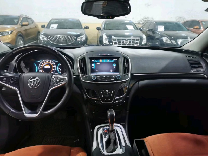 保定16年别克君威GS6