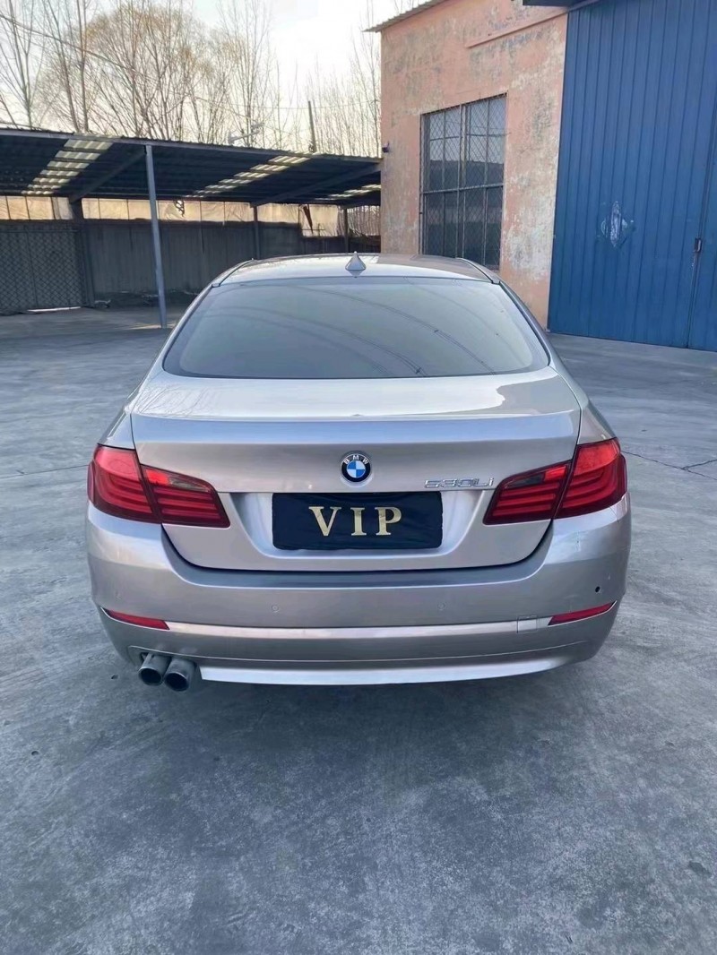 济宁13年宝马5系4