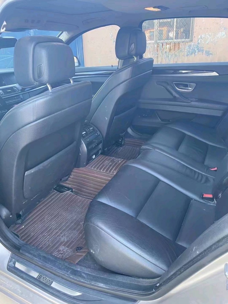 济宁13年宝马5系7