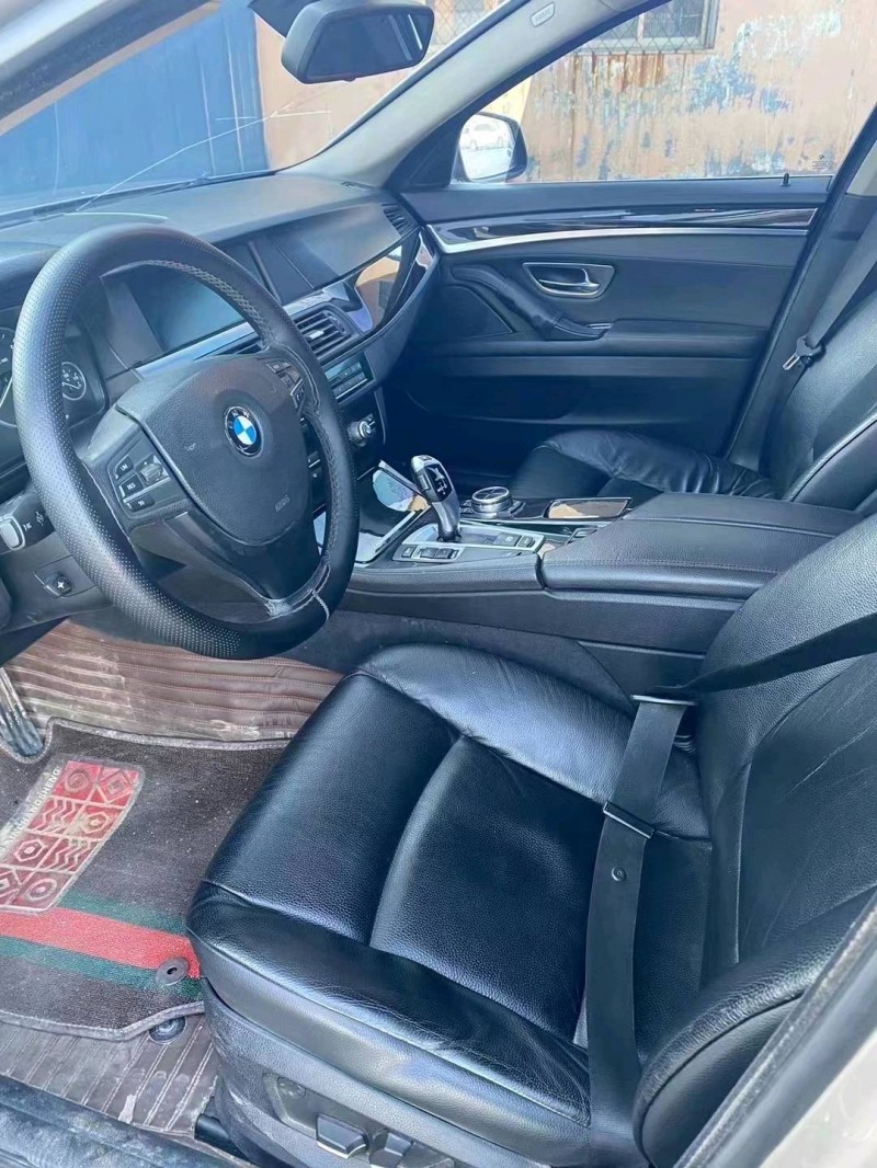 济宁13年宝马5系9