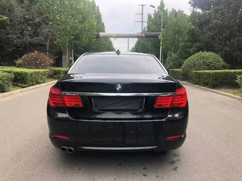 徐州11年宝马7系9