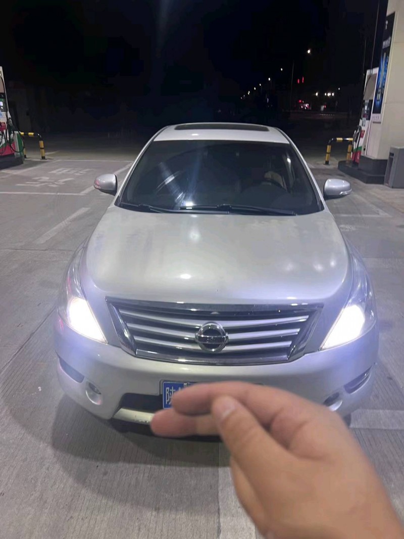 邯郸12年日产天籁1