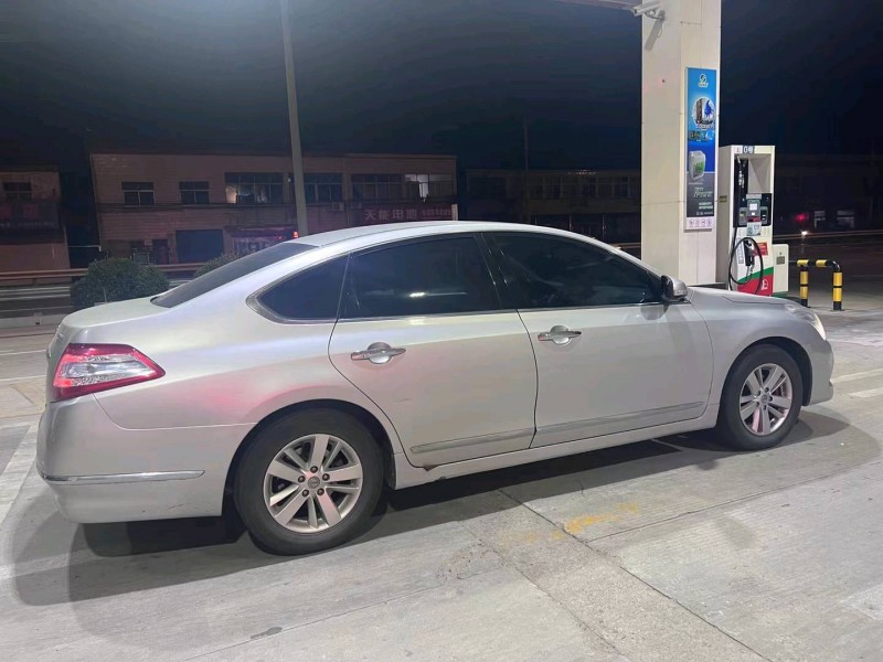 邯郸12年日产天籁4