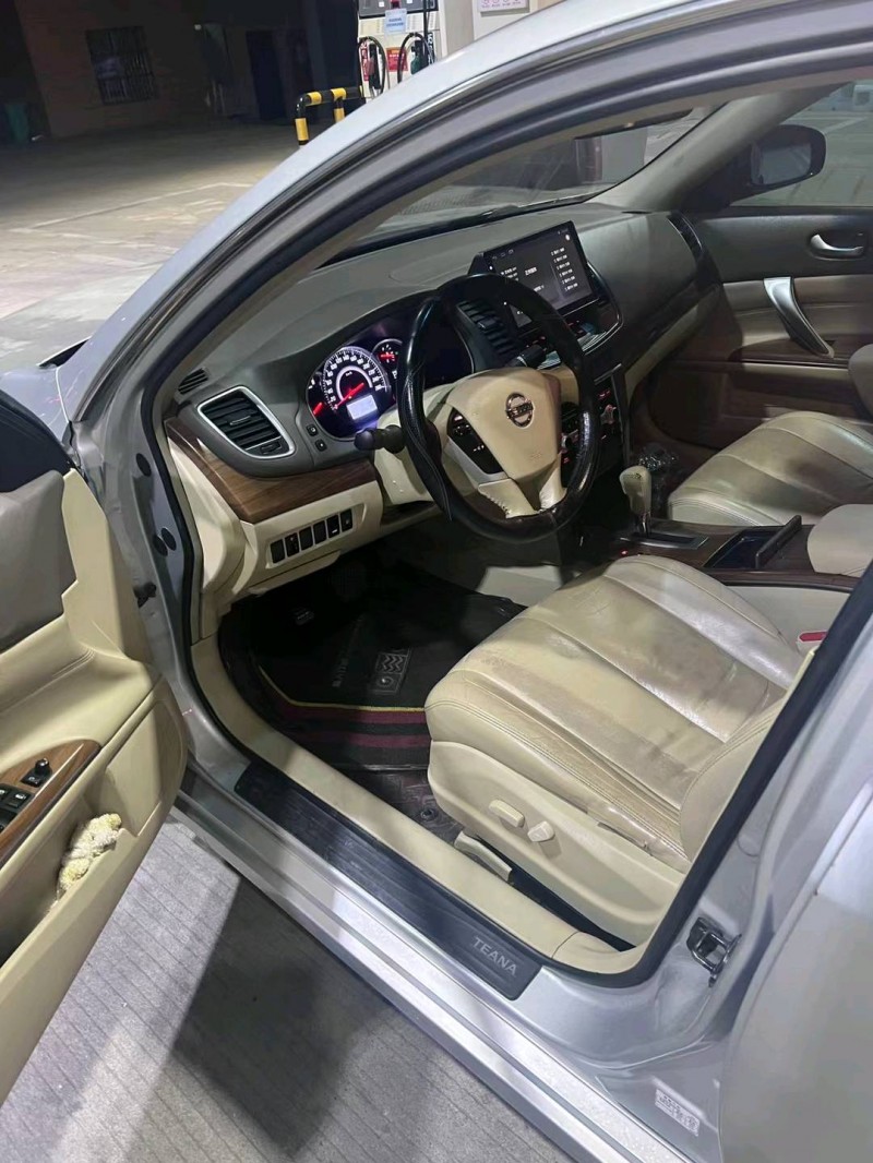 邯郸12年日产天籁8