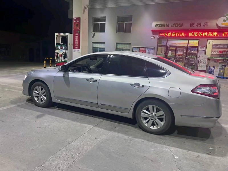 邯郸12年日产天籁9