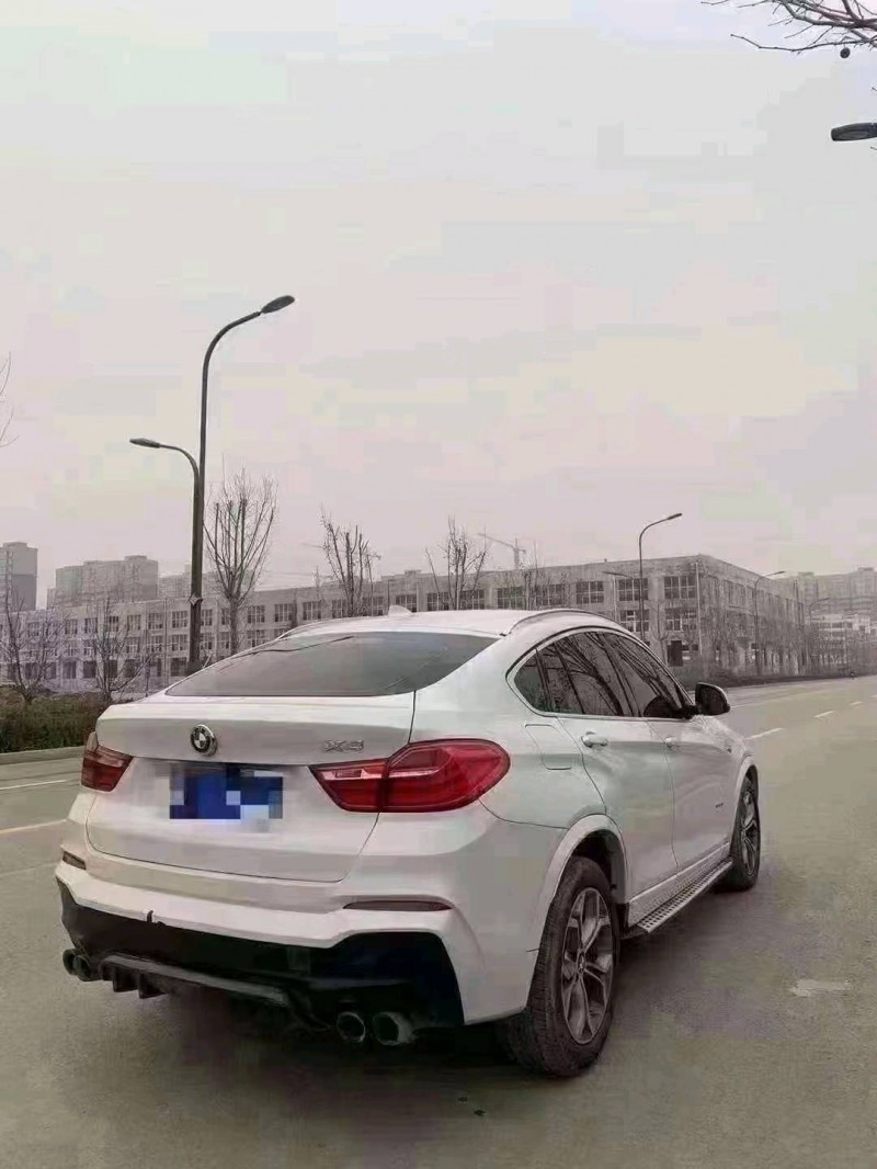 北京16年宝马X47