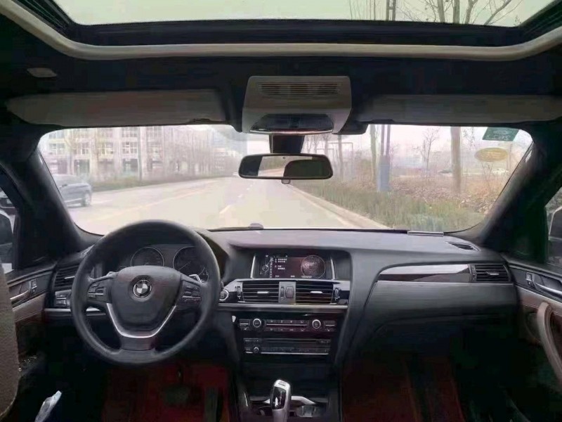 北京16年宝马X43