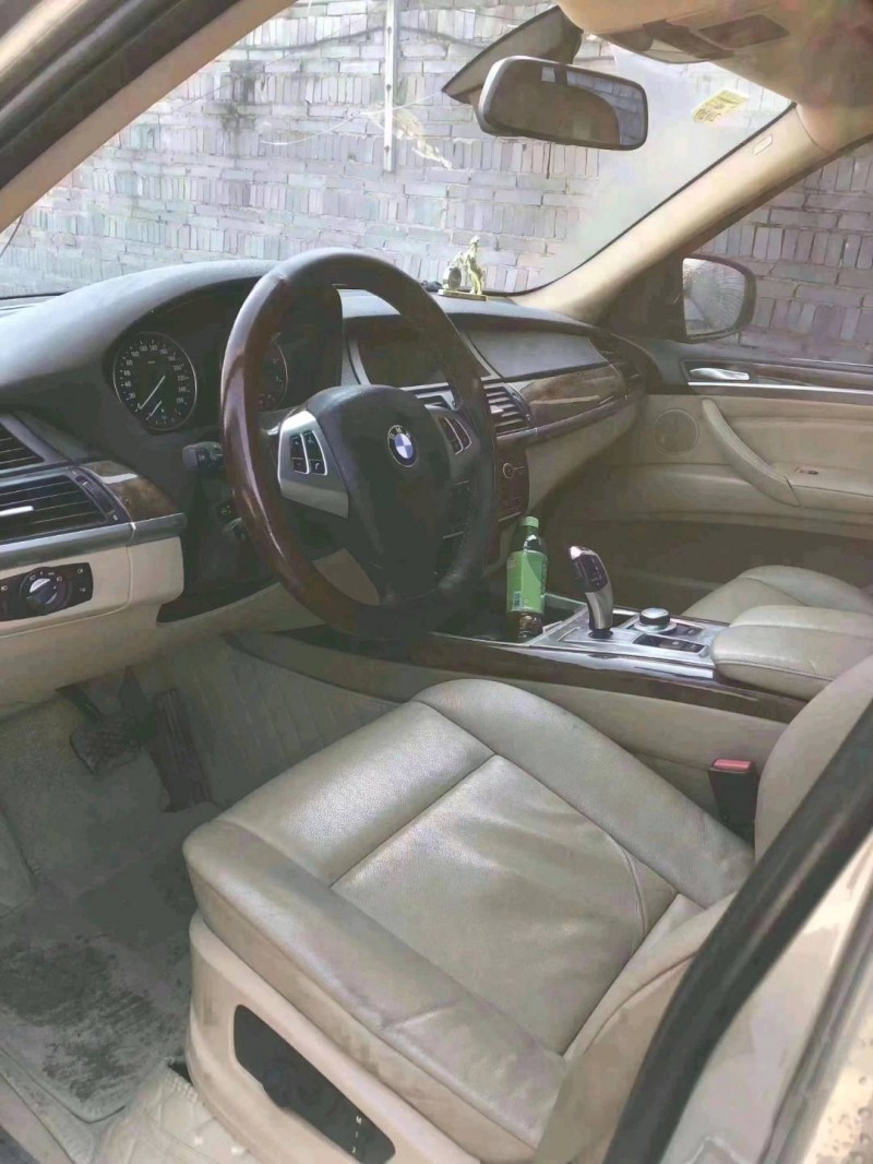 北京10年宝马X56