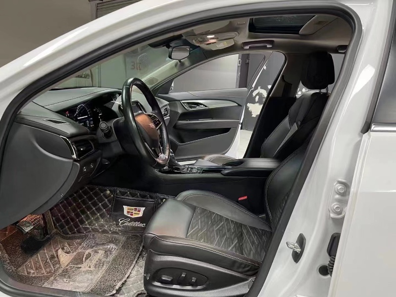 成都19年凯迪拉克ATS9