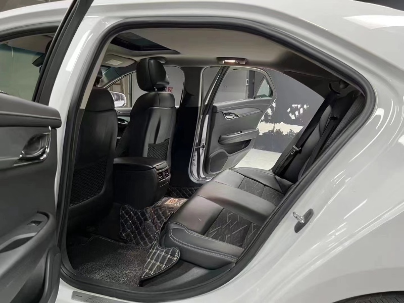 成都19年凯迪拉克ATS8