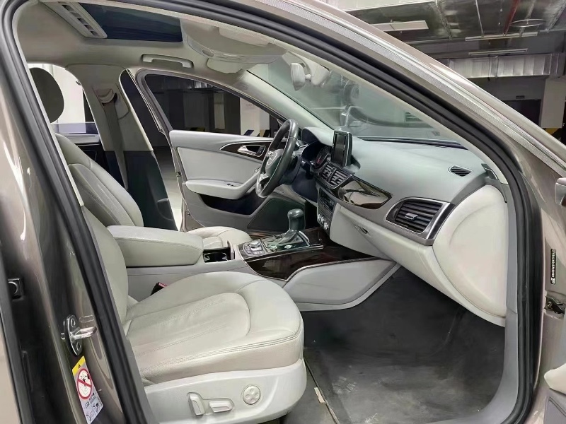 成都14年奥迪A6L7