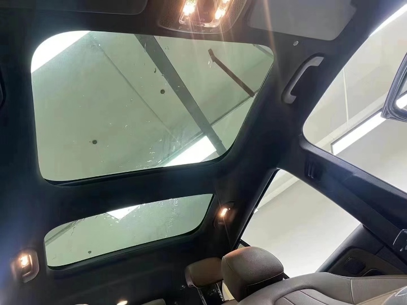 成都20年奔驰GLB2