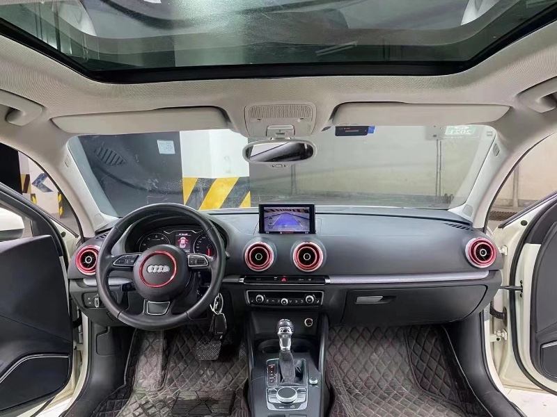 成都14年奥迪A36