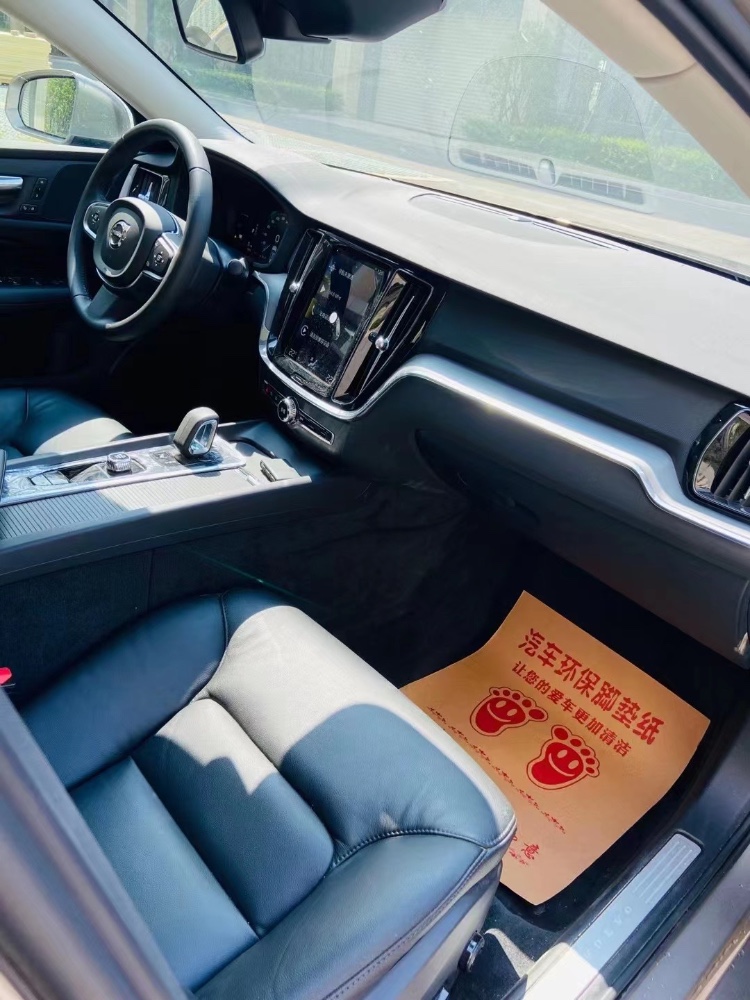 徐州22年沃尔沃S60L4