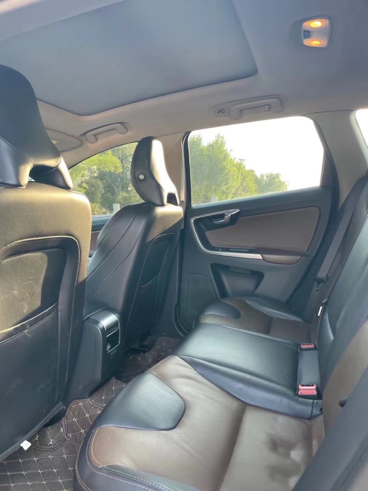 徐州16年沃尔沃XC605