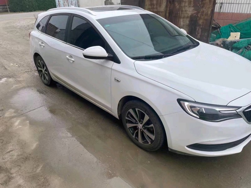 青岛19年别克威朗3