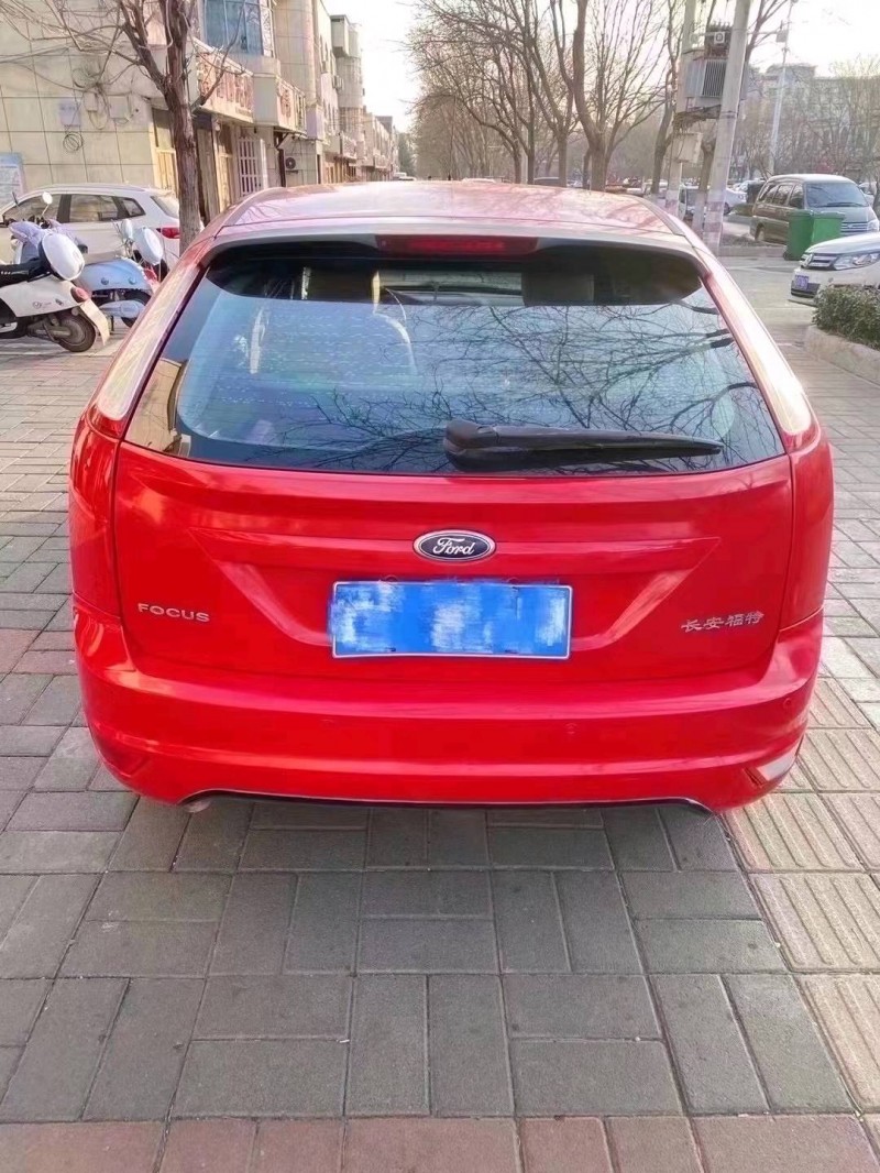 邯郸12年福特福克斯5