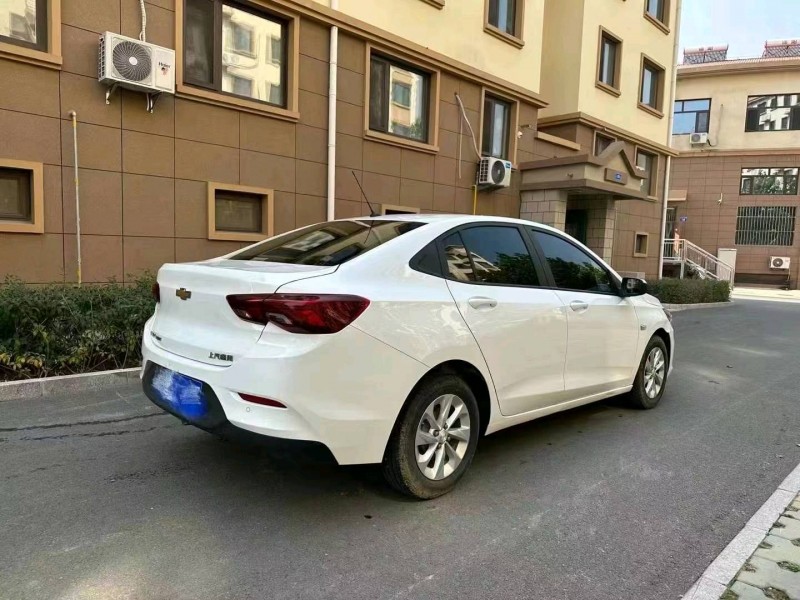 邯郸21年雪佛兰科沃兹8