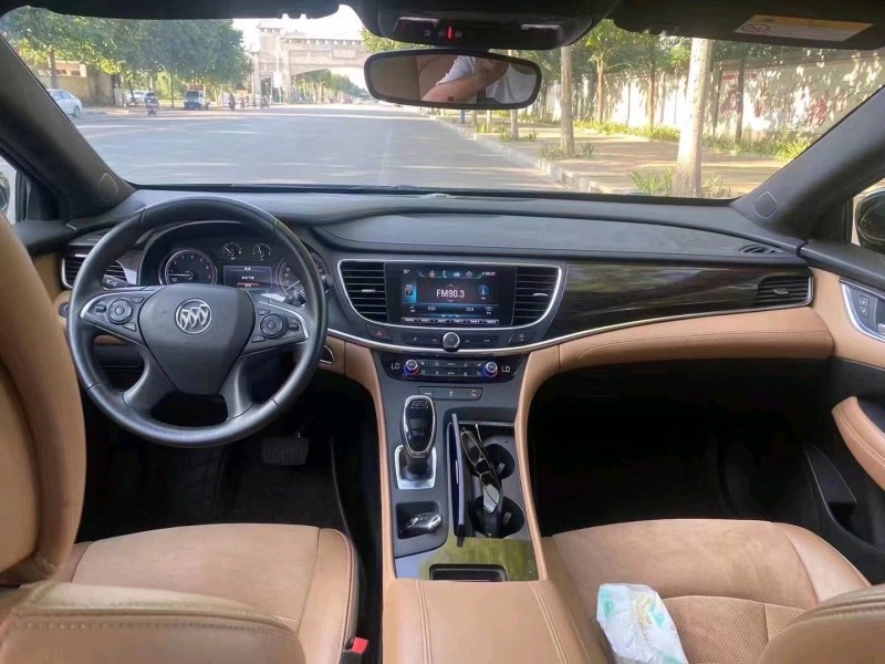 石家庄17年别克君越6