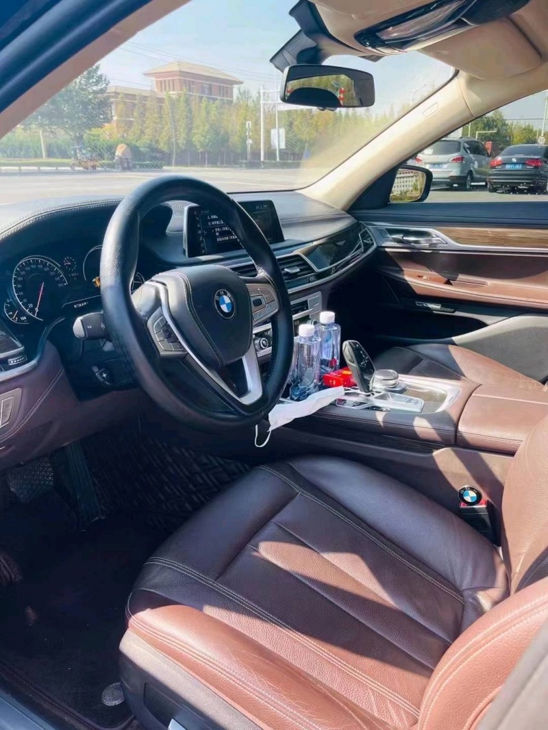 济南17年宝马7系6