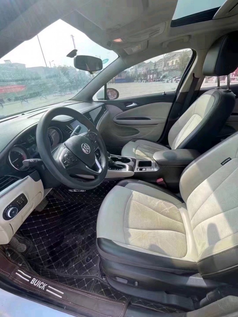 北京17年别克威朗3