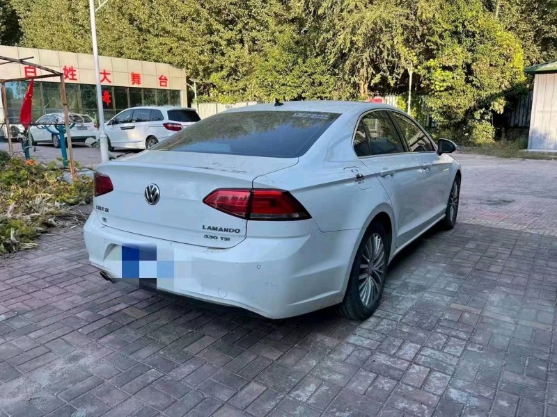 济南15年大众凌渡5