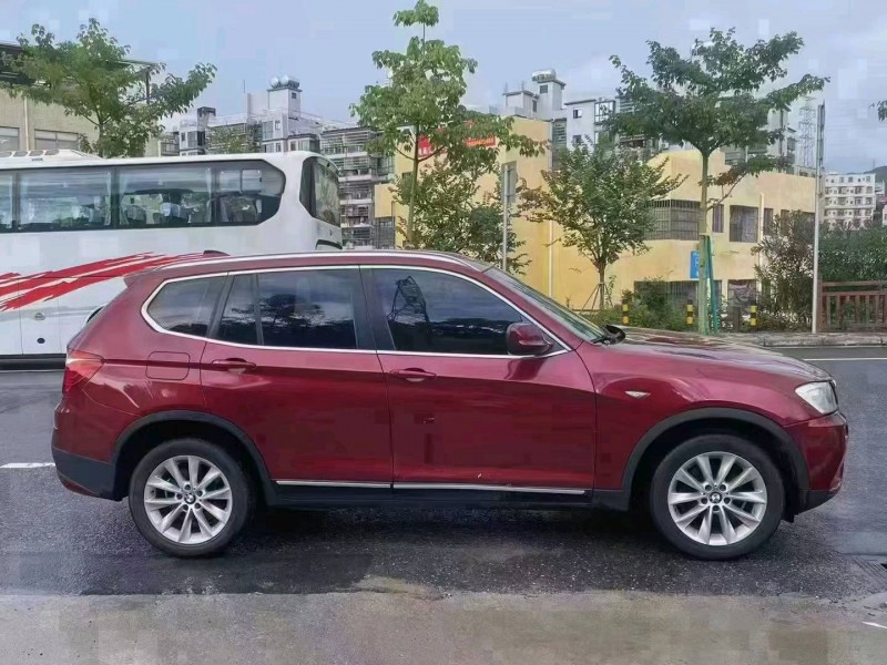 广州13年宝马X36