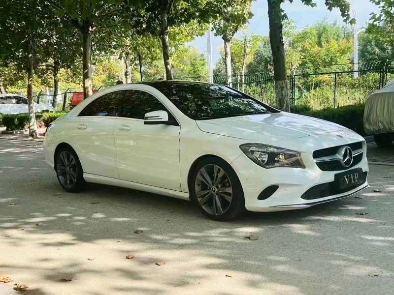 枣庄17年奔驰CLA7