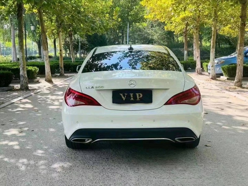 枣庄17年奔驰CLA2