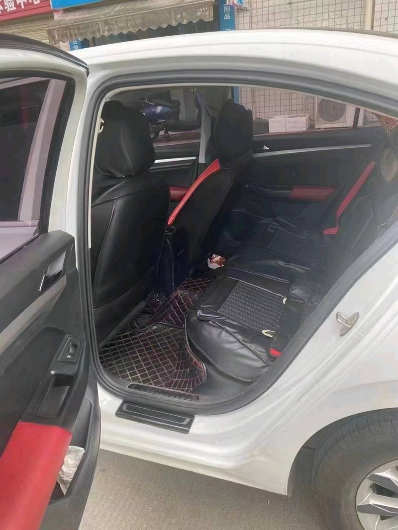 成都19年大众宝来3