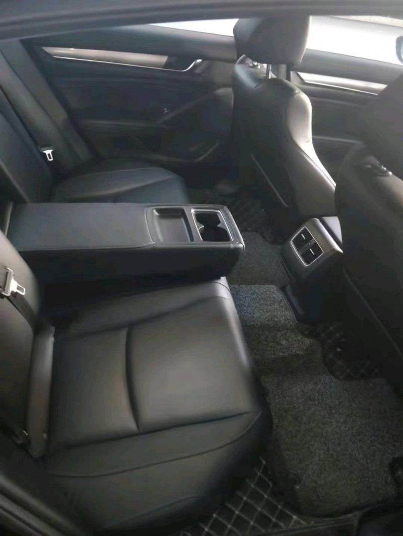 石家庄19年本田雅阁2