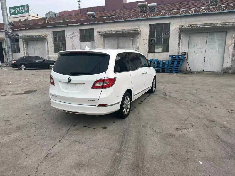 济南13年别克GL84