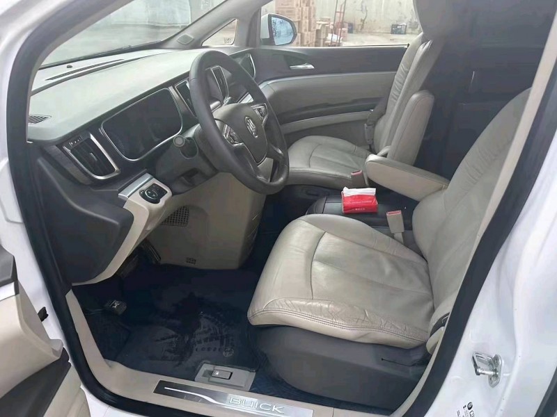 济南13年别克GL88