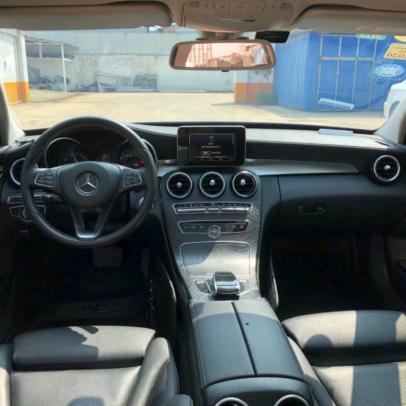 北京18年奔驰C6
