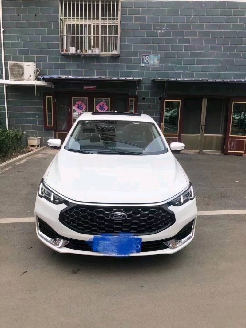 北京22年福特福睿斯1