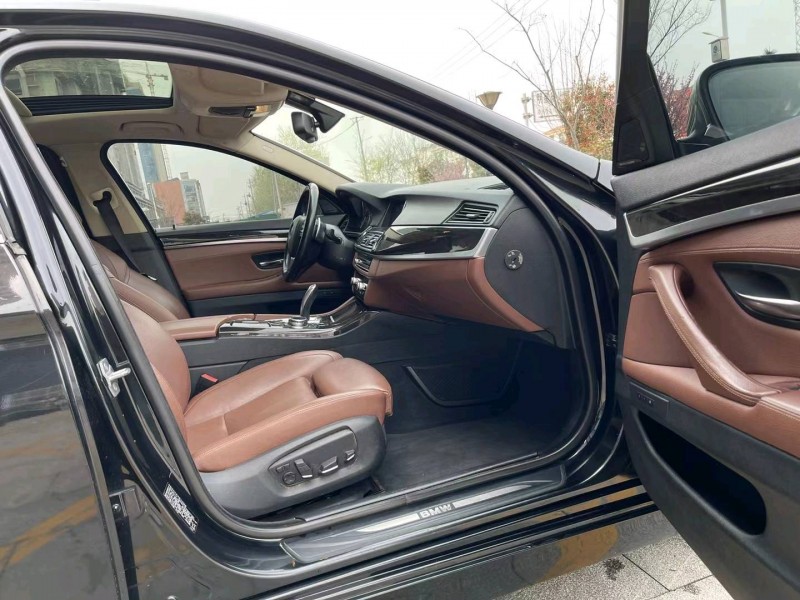 济宁15年宝马5系5