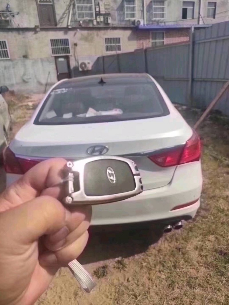 北京16年现代名图5