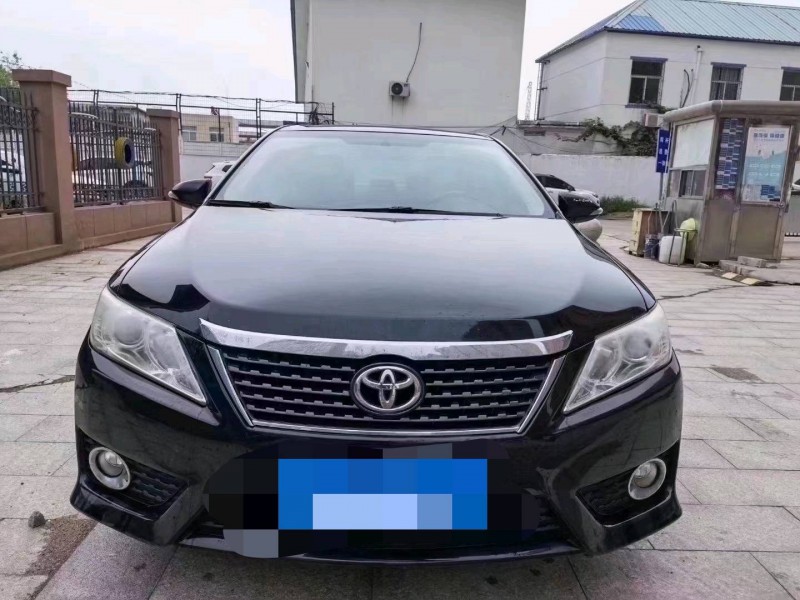 北京13年丰田凯美瑞1