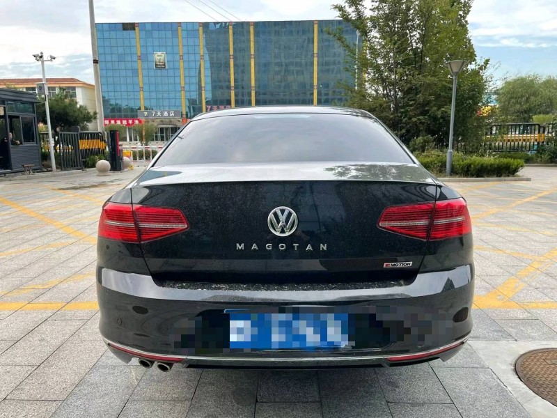 济宁19年大众迈腾8