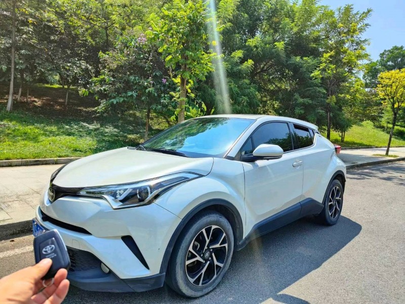 东莞20年丰田CHR7