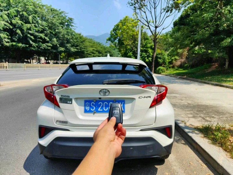 东莞20年丰田CHR1