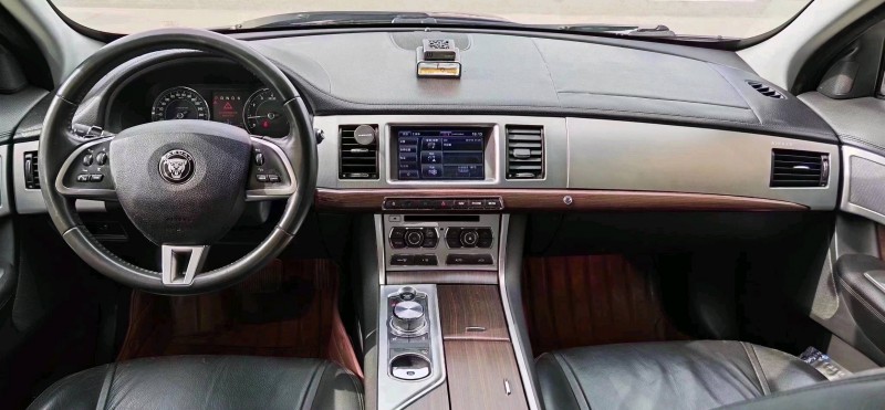 北京14年捷豹XF5