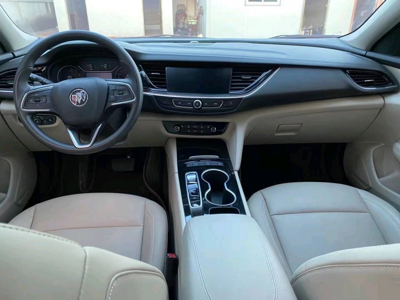 徐州21年别克君威4