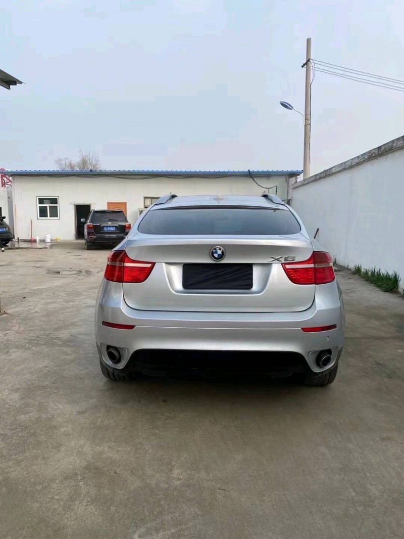 徐州09年宝马X68