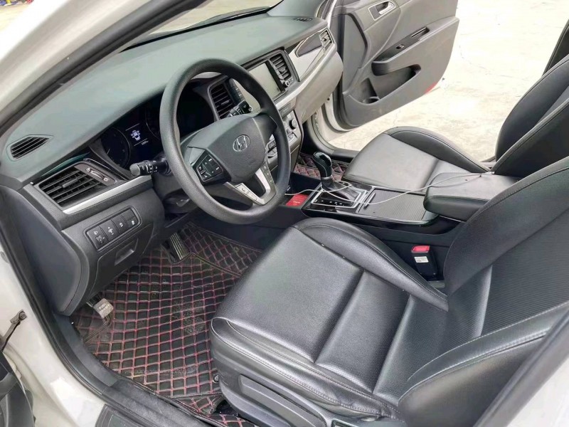 徐州20年现代名图4