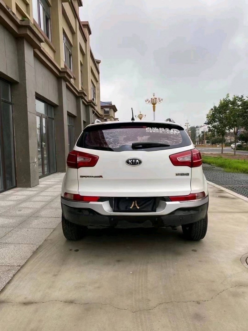 徐州14年起亚智跑9