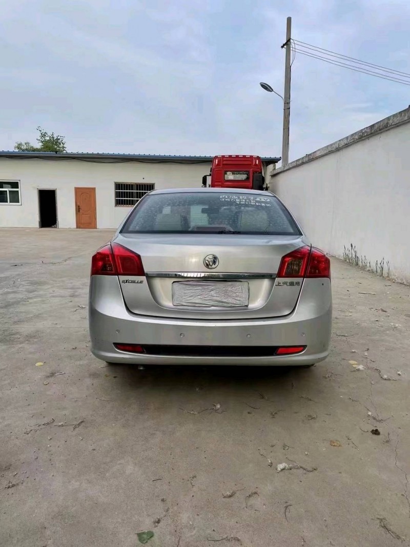 徐州16年别克凯越1