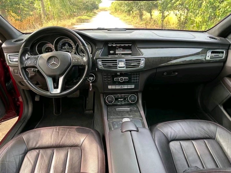 青岛13年奔驰CLS6