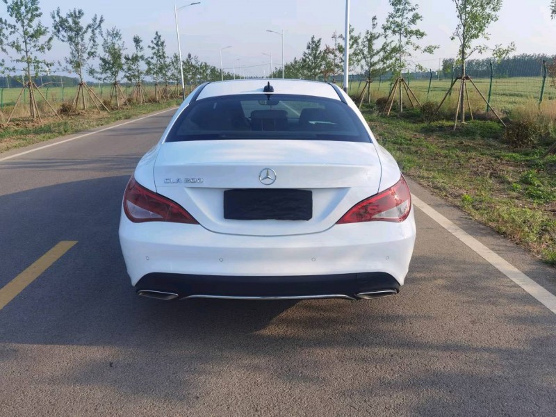 徐州18年奔驰CLA2