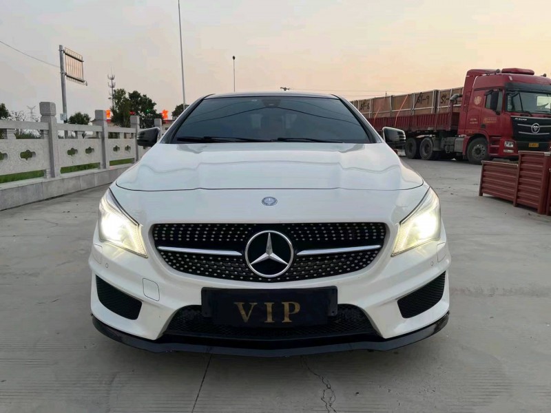 盐城16年奔驰CLA1